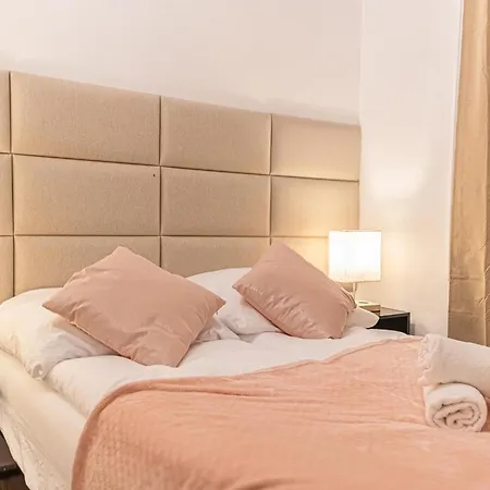 Super Comfy 2Br Apt Historic Location In Vienna Exterior photo